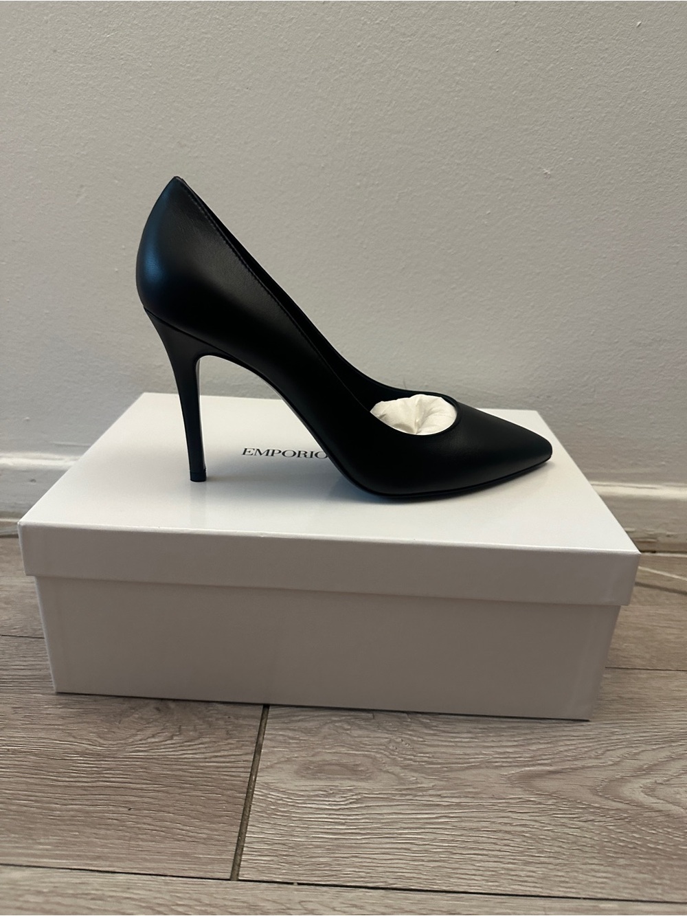 Emporio Armani pumps